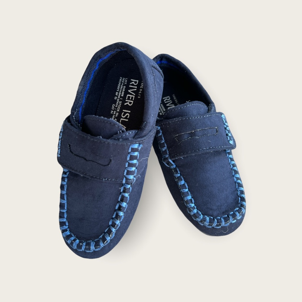 River Island Navy Blue Moccasins. Size EUR 23. (US 6)